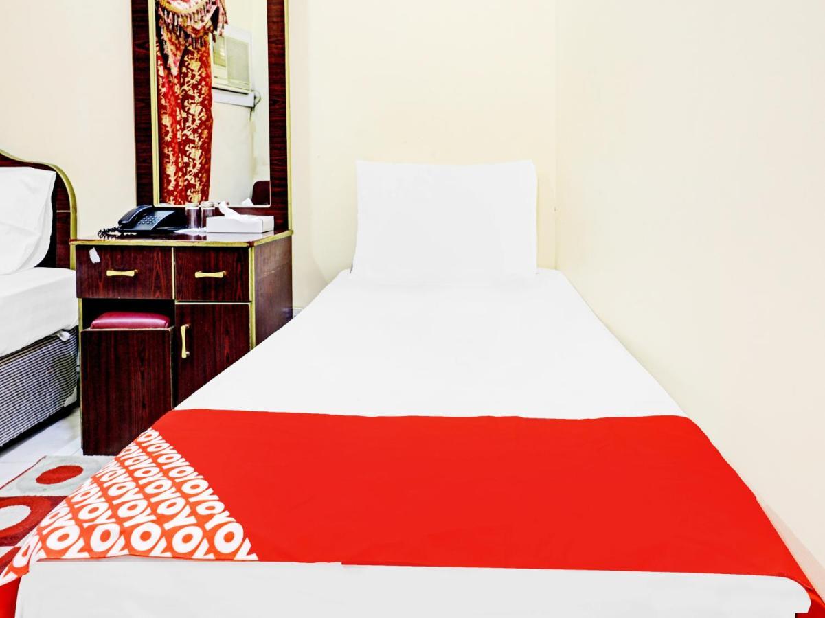 Oyo 794 Great Country Hotel Dubai Esterno foto