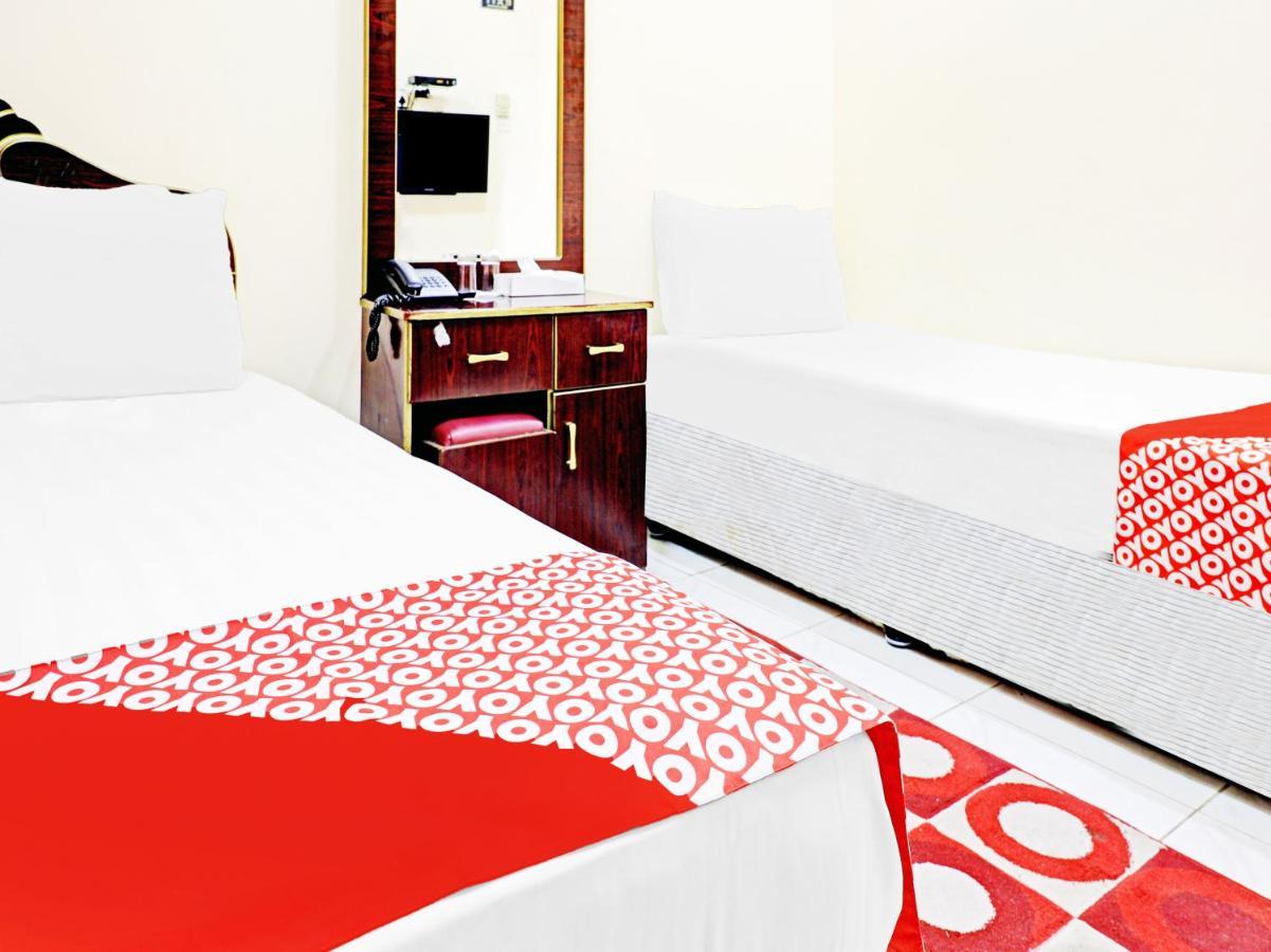 Oyo 794 Great Country Hotel Dubai Esterno foto